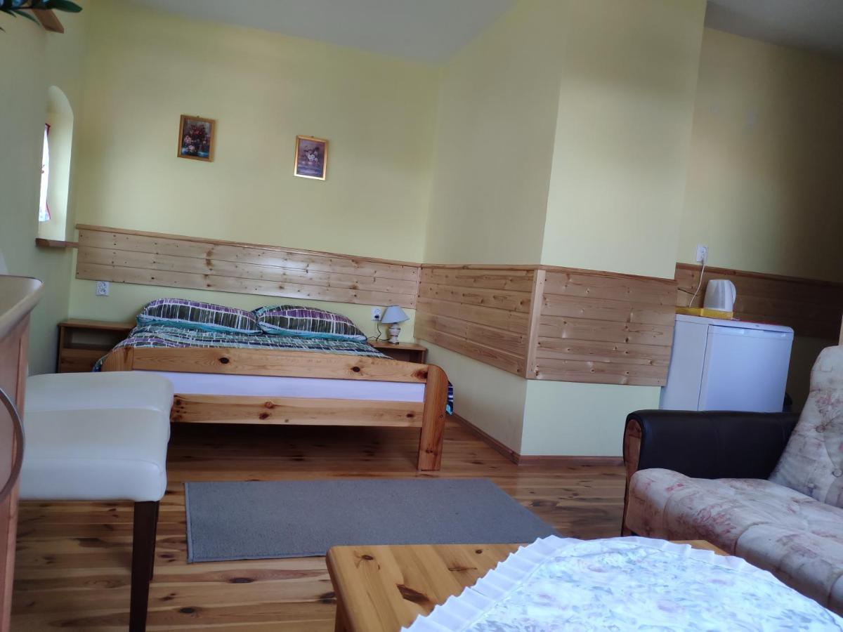 Apartamenty Wakacyjne Nad Jeziorem Juksty Mrągowo Exterior foto